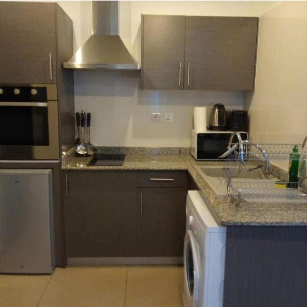 איסט לגון The Gallery Luxury Suites Cpg מראה חיצוני תמונה